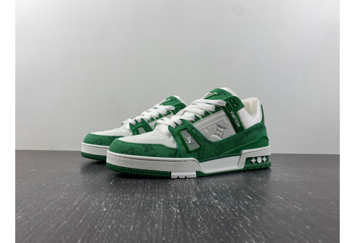 l**is V*t*n lv trainer