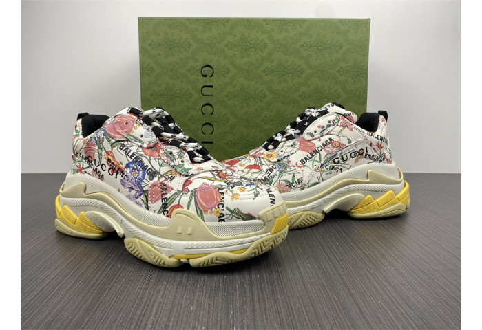 gc x Ba*len*cia*ga sneaker 677195ul110 8461