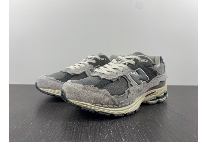 BAPE X NEW BALANCE 2002R M2002RDA