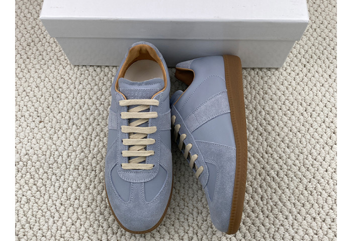 ma*s*n Ma*i*la calfskin sneakers