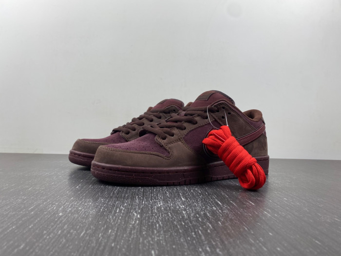 Nike Dunk SB LOW FN0619-600