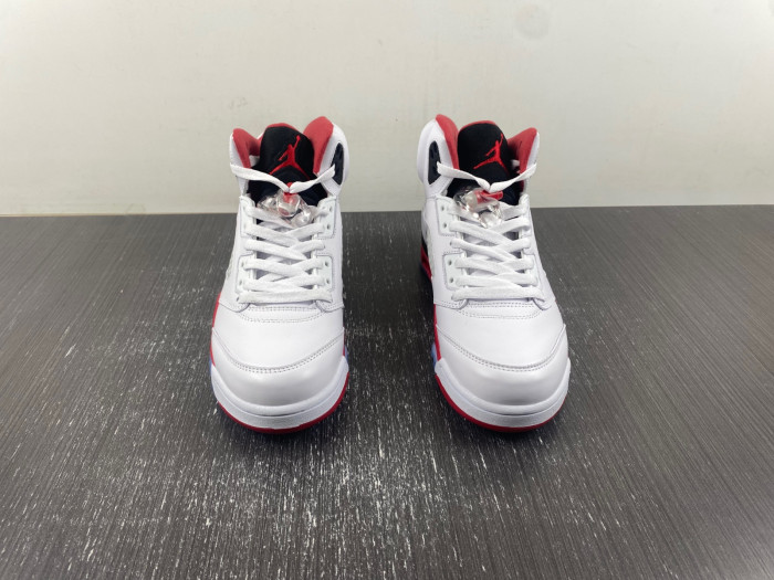 Air Jordan 5 “Fire Red”  136027-120