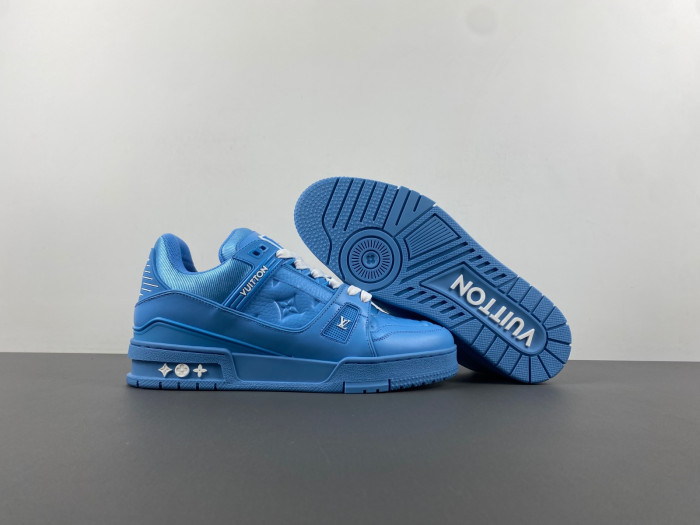 l**is V*t*n lv trainer