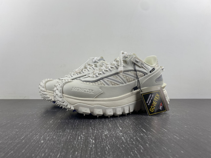 Moncler Trailgrip Gore-Tex Off-White