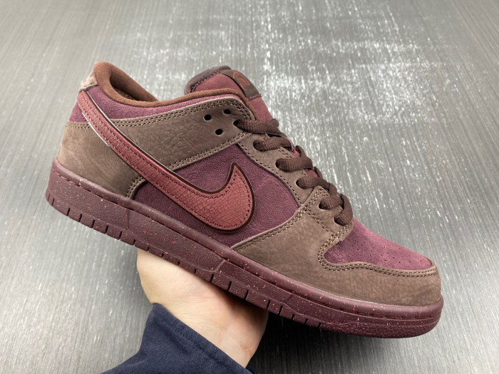 Nike Dunk SB LOW FN0619-600