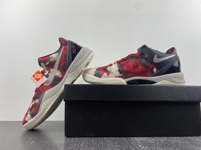 NNIKE Kobe 8 System "Milk Snake" 555035-601