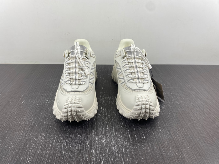 Moncler Trailgrip Gore-Tex Off-White