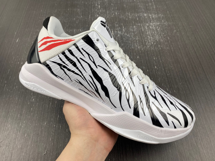 NIKE KOBE v 5  protro DB4796-004