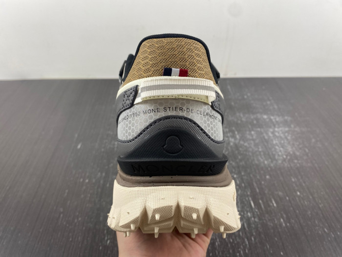 Moncler Trailgrip Beige White