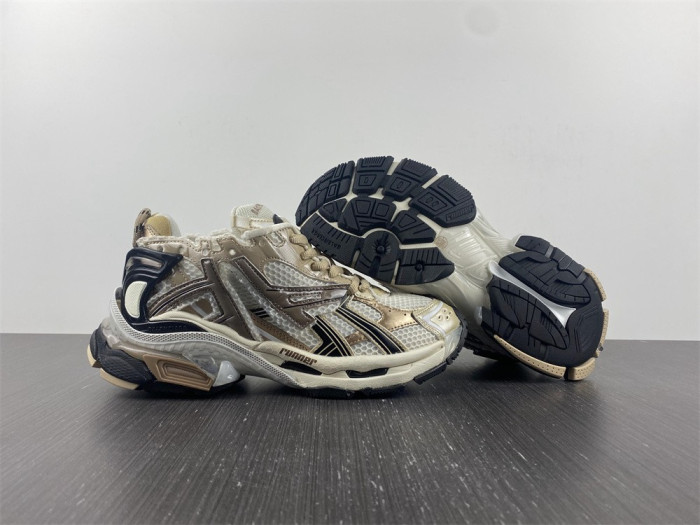 Ba*len*cia*ga runner white blue red 677403-w3rn1-1125