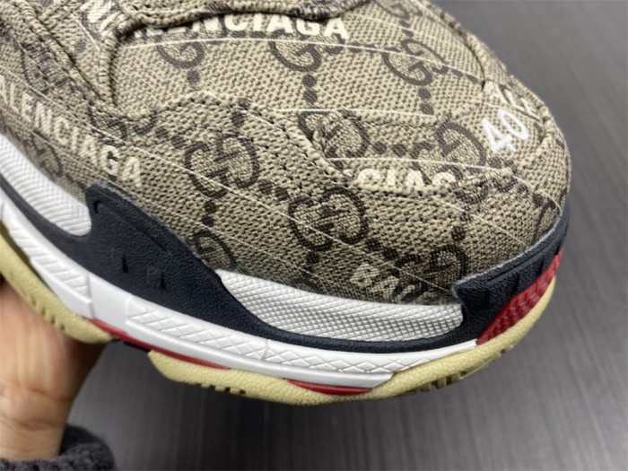 gc x Ba*len*cia*ga sneaker 681066ulz10 9795