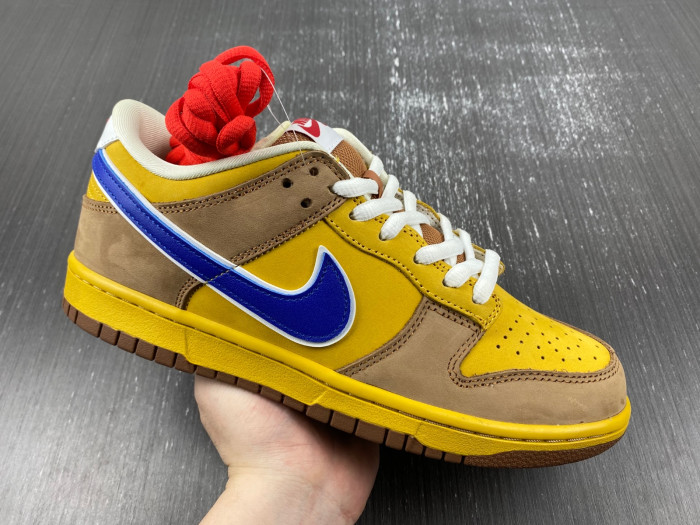 NIKE Dunk Low ” Newcastle Brown Ale ” 313170 741