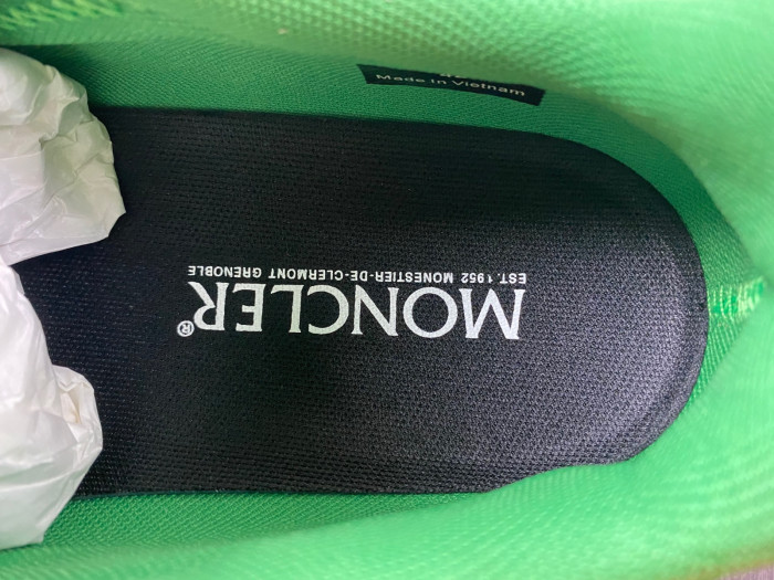 MONCLER TRAILGRIP GORE-TEX