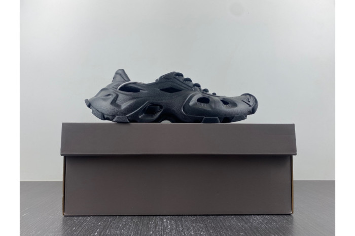 Ba*len*cia*ga sandal