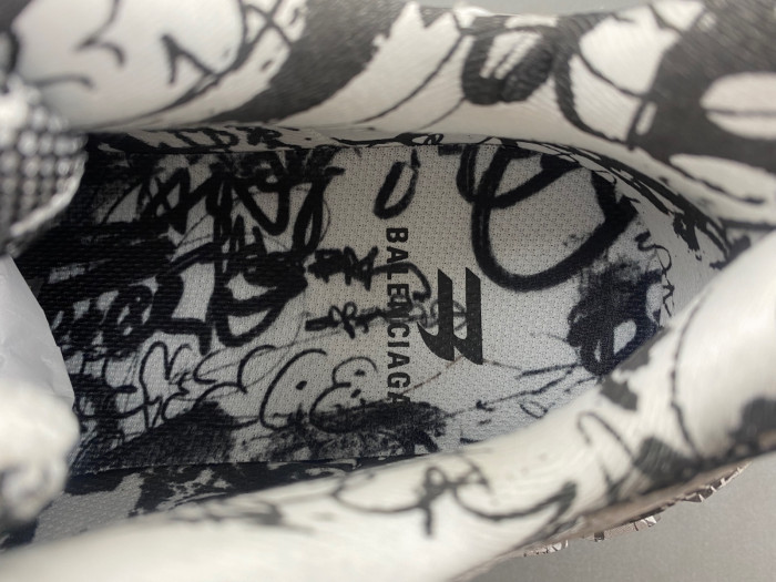 Ba*len*cia*ga  white/black 685613-w2rg19010