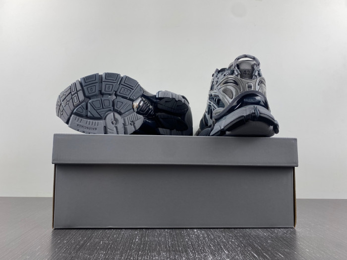 Ba*len*cia*ga runner 677403w3rbr1515