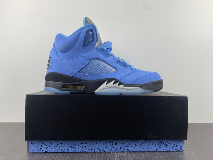 Air Jordan 5 “UNC” DV1310-401