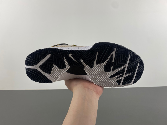 Nike Kobe 4 Protro “Del Sol” AV6339-101