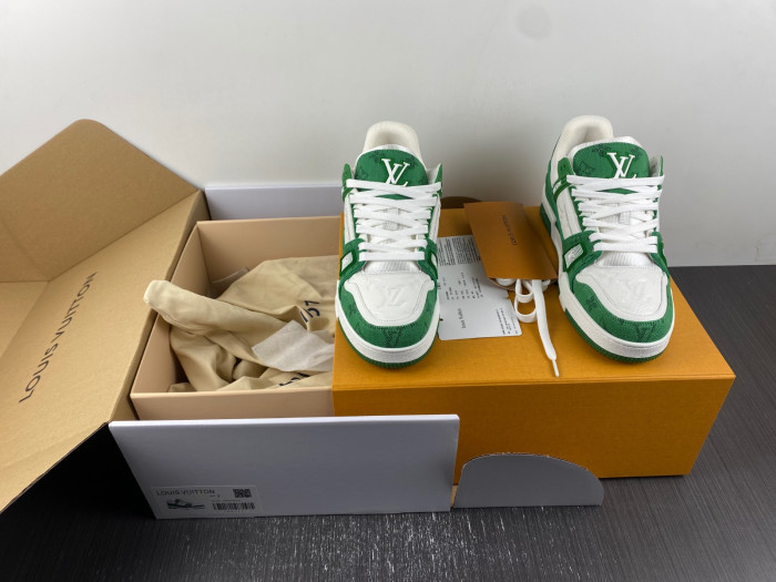 l**is V*t*n lv trainer