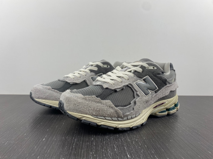 BAPE X NEW BALANCE 2002R M2002RDA