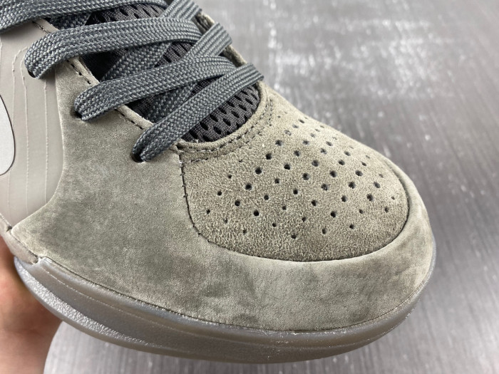 Nike Zoom Kobe 4  869450-005