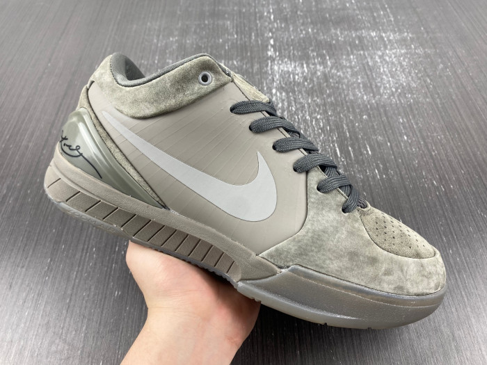 Nike Zoom Kobe 4  869450-005