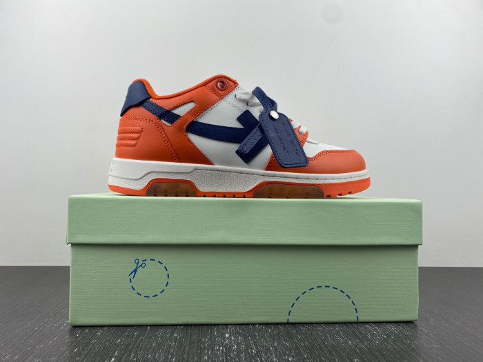 OFF-WHITE OUT OF OFFICE OW000002