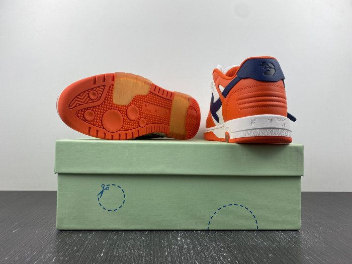 OFF-WHITE OUT OF OFFICE OW000002