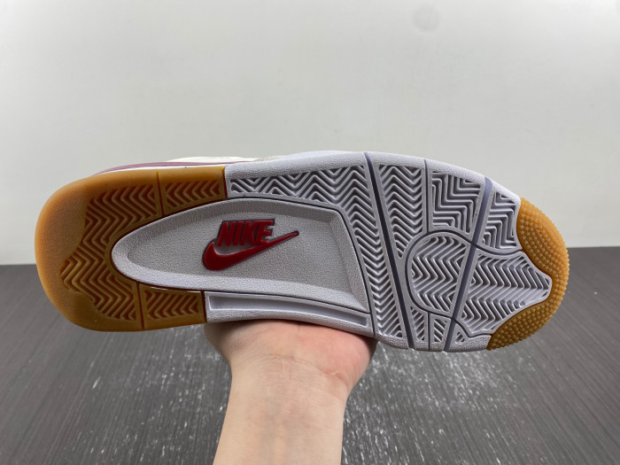 NIKE SB X AIR JORDAN 4  “Sapphire” DR5415-102