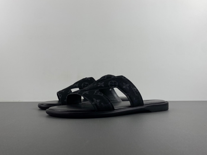 LV Loupe Vulttou Miami