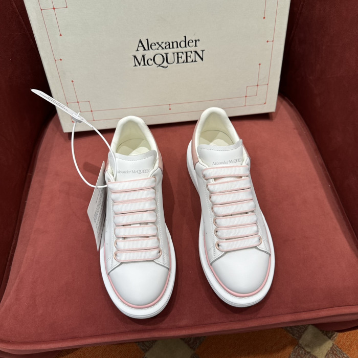 Alexander McQueen Sneaker