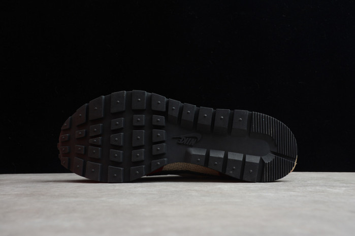 Nike Vaporwaffle sacai Villain Red Neptune Green DD3035-200