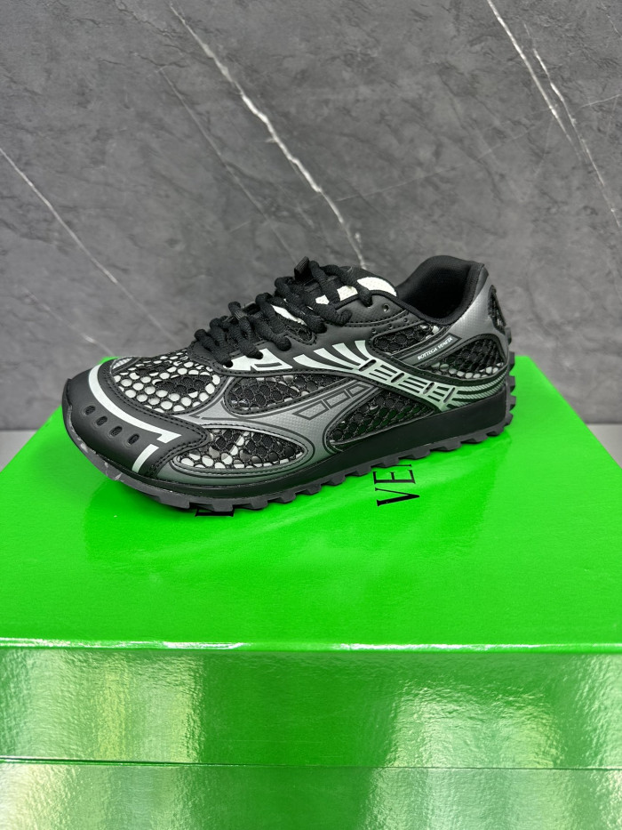 Bo*te*ga ve*ne*ta orbit sneaker