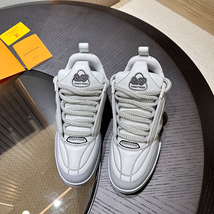 l**is V*t*n skate trainer