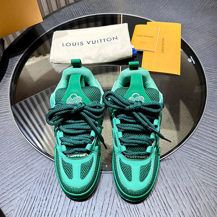 l**is V*t*n skate trainer