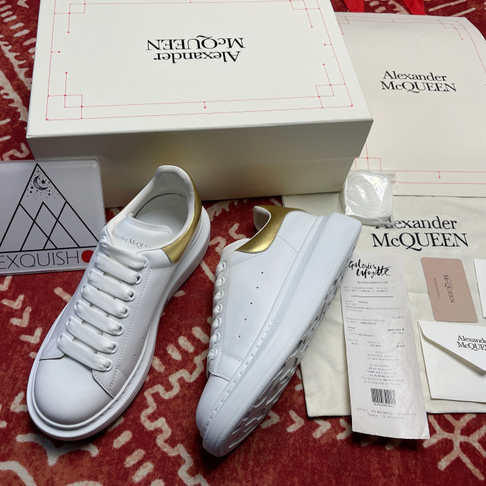 Alexander McQueen Sneaker Golden Tail