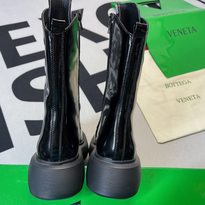 Bo*te*ga ve*ne*ta boots