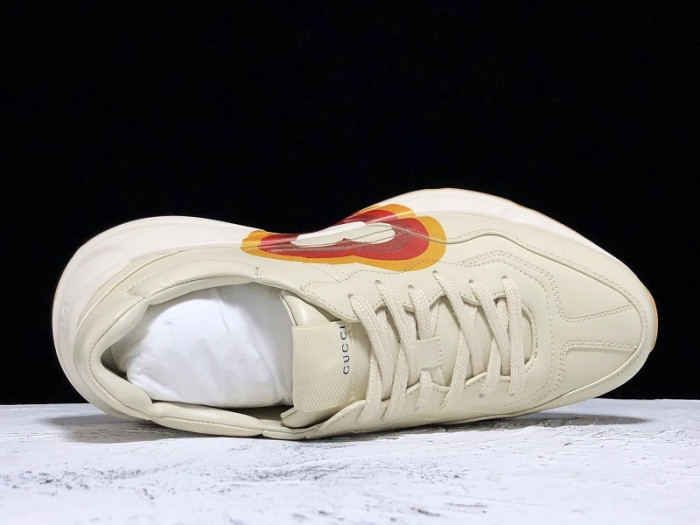 GC RHYTON INTERLOCKING G HEART (W) 550049 DRW00 9022