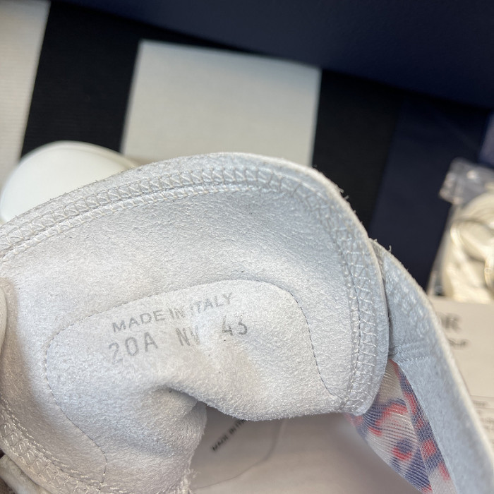 B23 OBLIQUE HIGH TOP SNEAKERS T00480H081