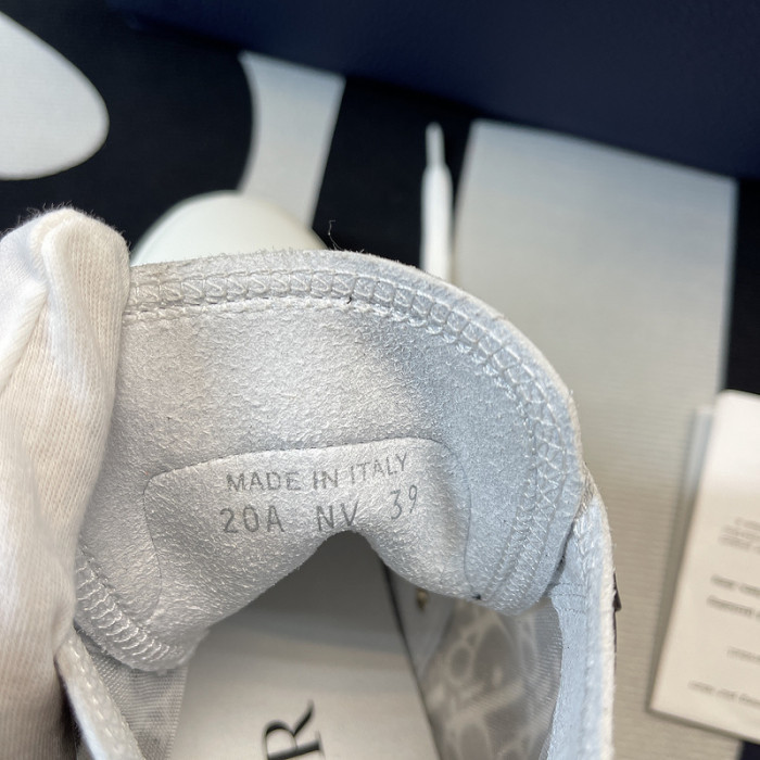 B23 OBLIQUE HIGH TOP SNEAKERS T00480H092