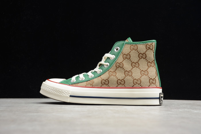 GC * CONVERSE SNEAKER