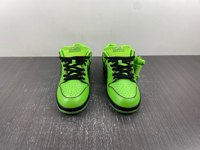 The Powerpuff Girls x Nike SB Dunk Low FZ8319-300